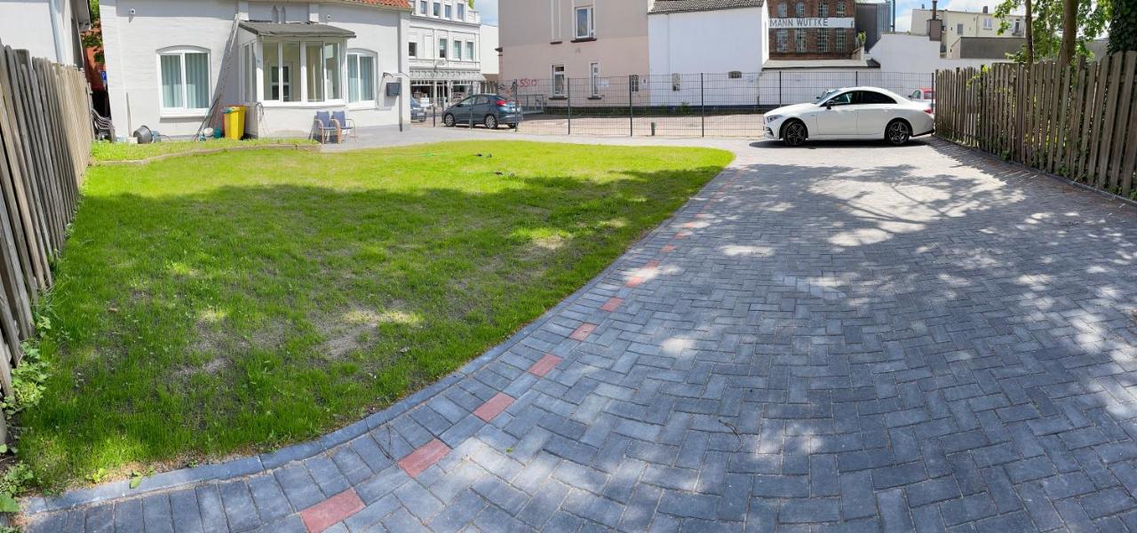 Citygluecknms - Direkt Am Bahnhof Und Einkaufszentrum Neumünster Exterior foto